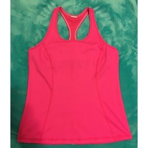 athletic tank